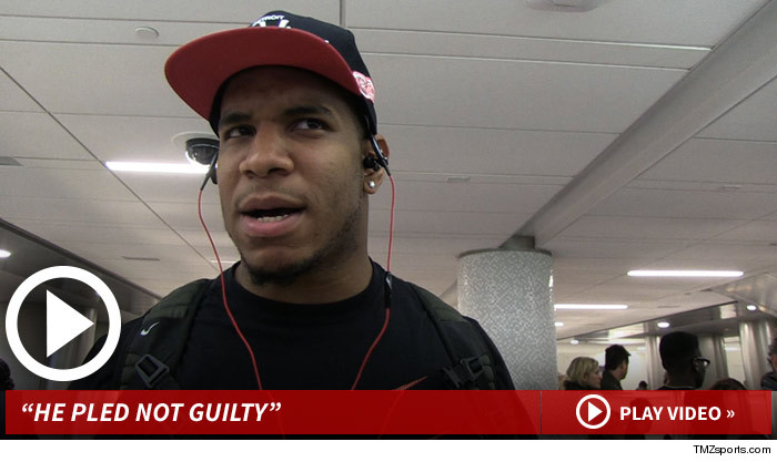 052914_eric_ebron_launch_v2