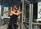 Charlize Theron BAILS on Pinkberry Tab ... Then Returns With $100