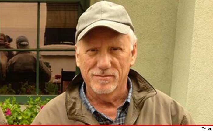 0608_james_woods_twitter