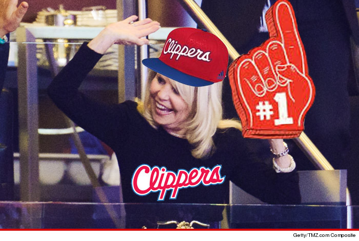 0611_shelly_sterling_number1_fan_composite