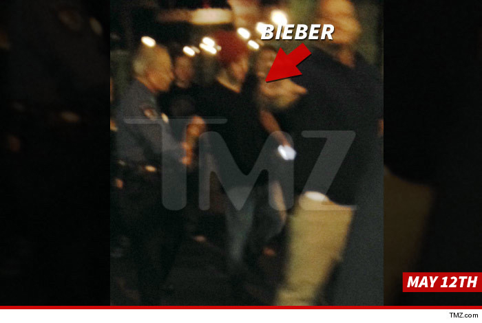 0612-bieber-golf-tmz-w-date-01