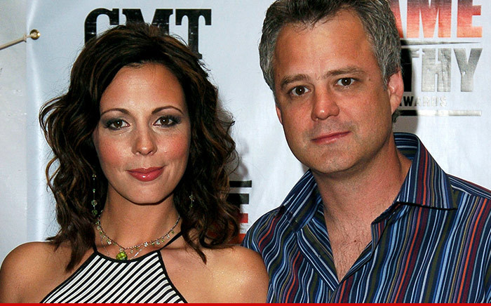 Sara+Evans+Husband Sara Evans Ex-Husband -- I Only Got 25 Chickens to My Name | TMZ.com