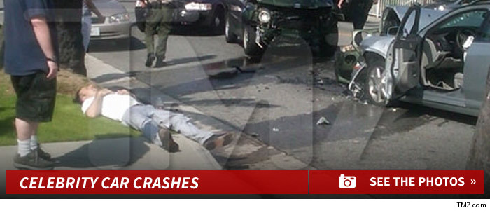 0623_celebrity_car_crashes_crash_wreck_photos_footer