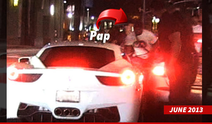 Justin Bieber -- The Pap Suing Me Is Lame ... Play With Fire, Get Burned!
