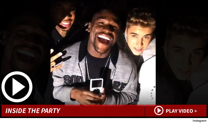 070114_mayweather_bieber_launch