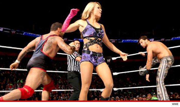 0702-emma-wwe-03