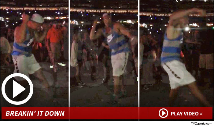 070214_rob_gronkowski_beyonce_launch