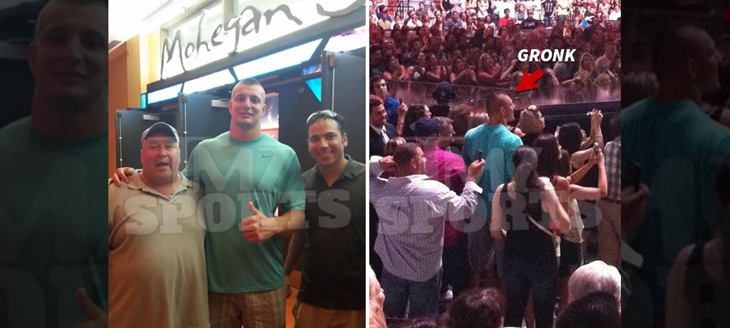 0709-ipad-gronk-sbs-arrow-wm-tmz-sports-01