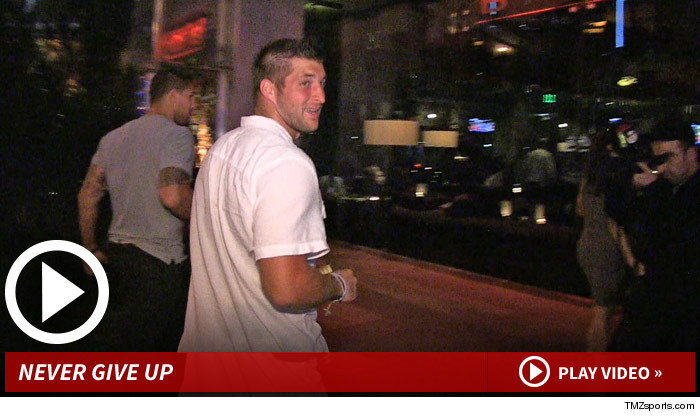 071114_tim_tebow_launch