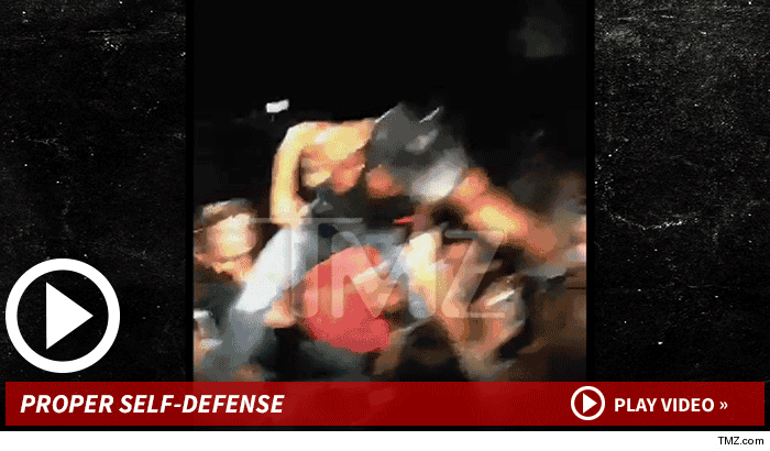 0718_tim-mcgraw_slap2
