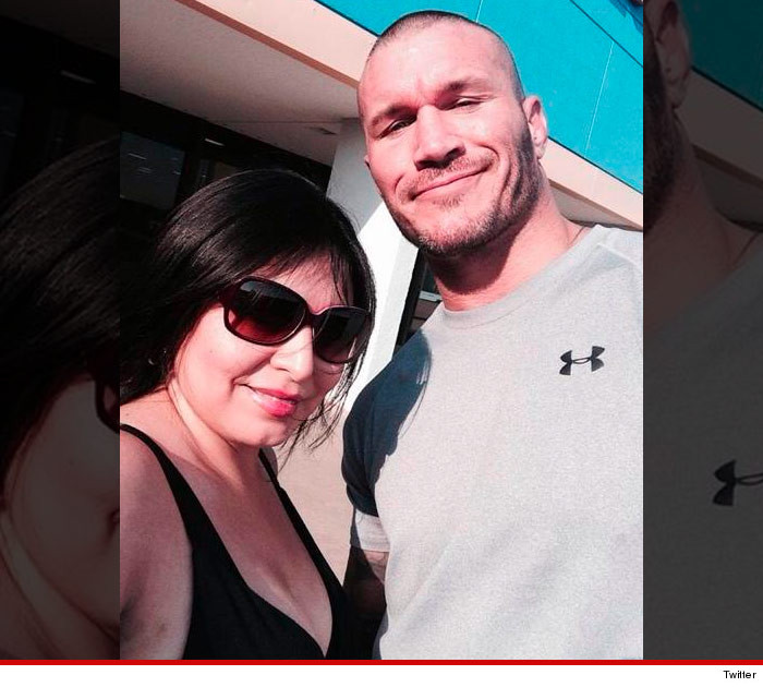 0804-randy-orton-twitter