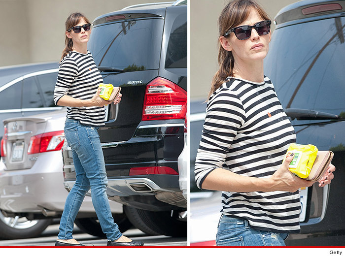 0805_jennifer-garner-getty2b