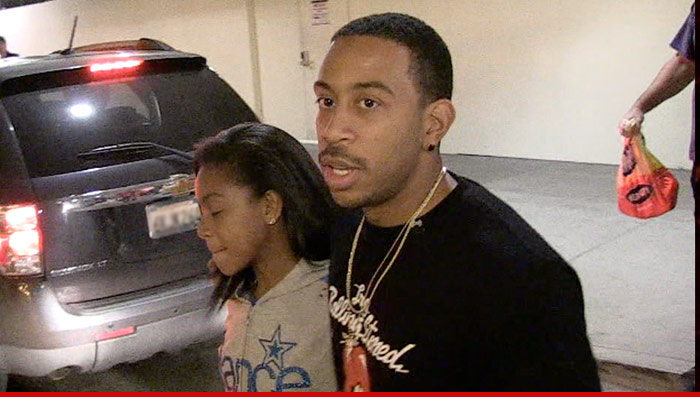 Ludacris Leaves Daughter Airport