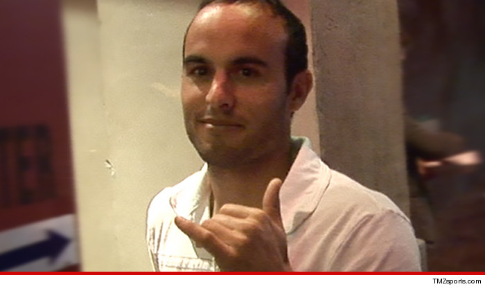 0807-landon-donovan-tmz-01