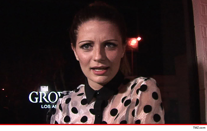 0818-mischa-barton-tmz-01