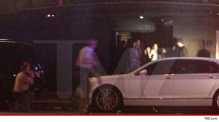 0824-tmz-cop-car-NEW-01