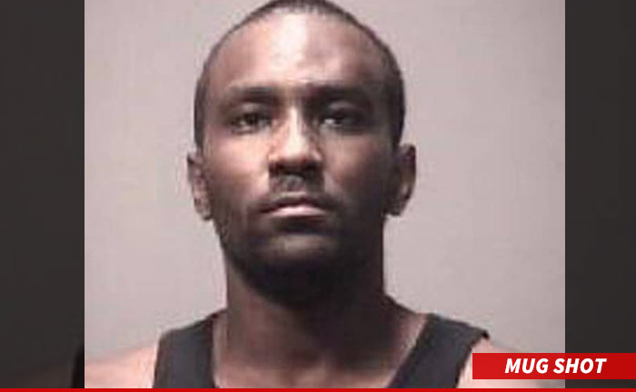 0828_Nick-Gordon_mug2