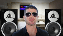 Robin Thicke -- Single Guy Parties Too Hard ... Gets Ticketed