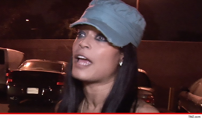 0903-blu-cantrell-tmz-01