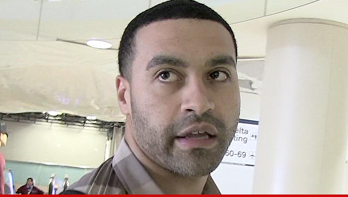 0910-apollo-nida-tmz-02