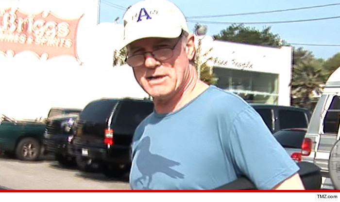 1007-stephen-collins-tmz-03