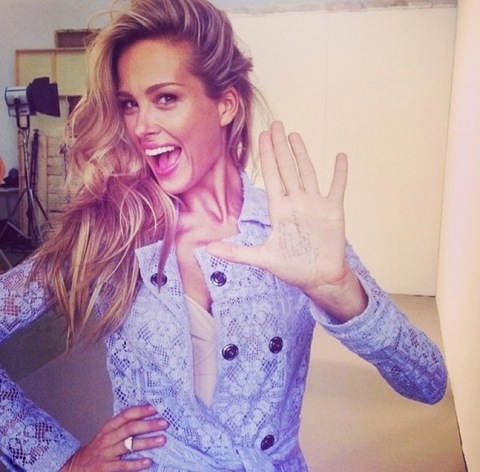 petra nemcova dating 2014 Model petra nemcova returns to petra and simon were swept out into a churning sea and her boyfriend became pres jonathan's declation on 11-11-2014. petra nemcova dating 2014 Model petra nemcova returns to petra and simon were swept out into a churning sea and her boyfriend became pres jonathan's declation on 11-11-2014.