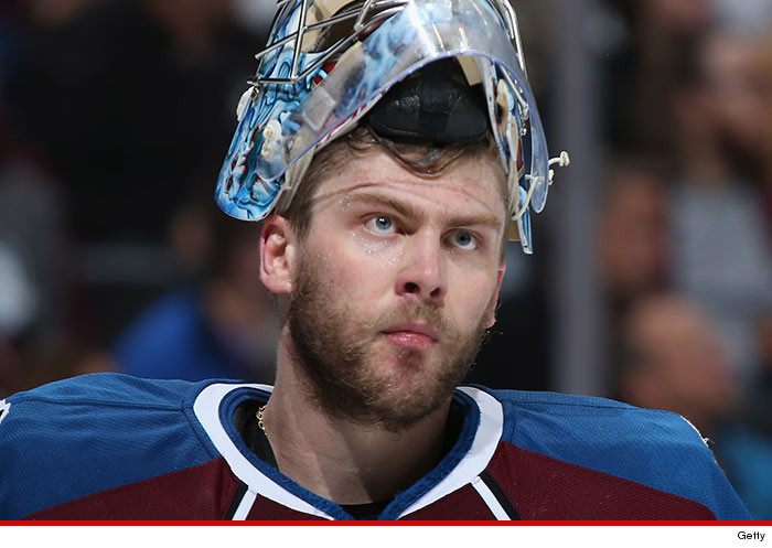 1025-semyon-varlamov-getty-01