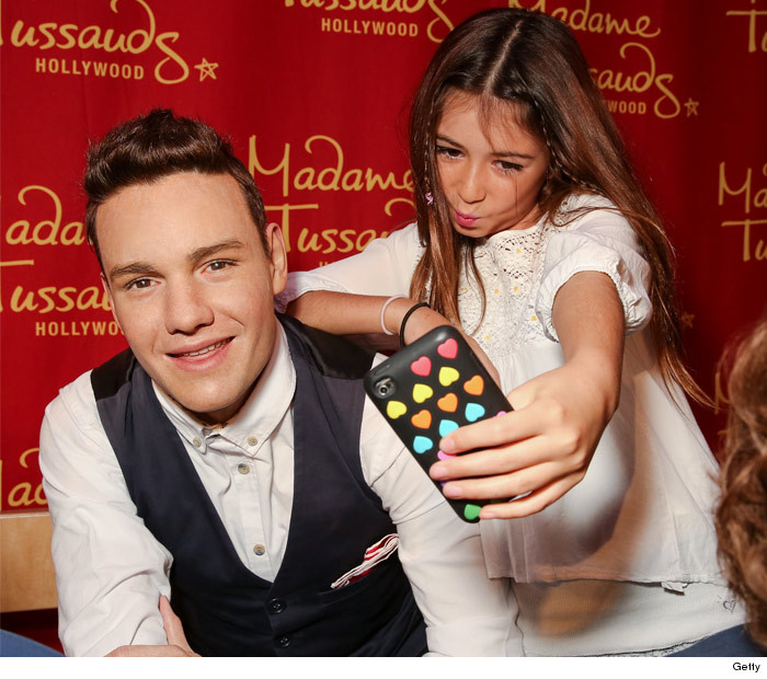1125_one_direction_wax_1