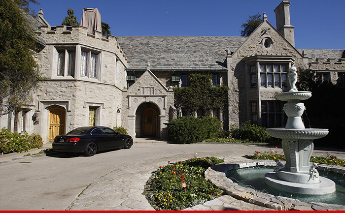 1206-playboy-mansion-tmz-01