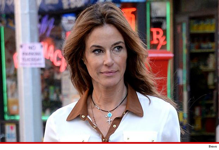 Kelly_Killoren_Bensimon_bikini_photos_010
