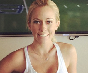kendra wilkinson ass video free girl on gorl porn