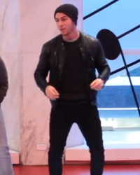 Video: Nick Jonas Performs "Jealous" On The "Big" Piano 