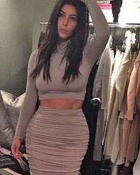Kim Kardashian Posts New Pic of North West ... and Her Messy Closet!