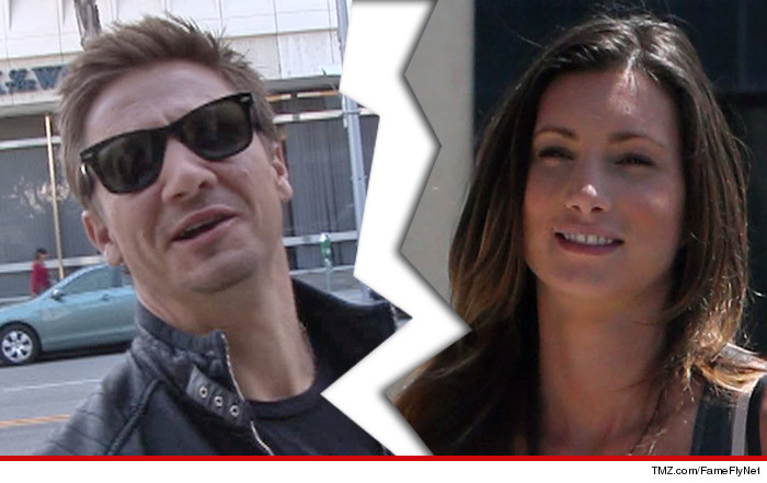 1229-renner-divorce-split-tmz-ffn-01