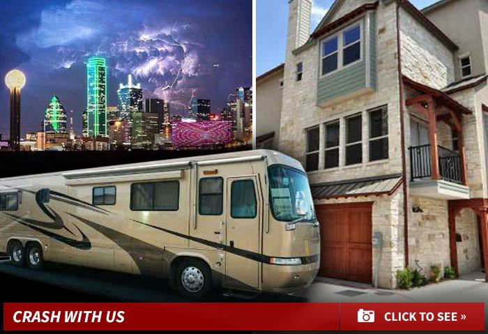 Oregon Vs. Ohio State -- Dallas Residents Cashing In ... Rent My RV, Dad's Room, Stripper Pole