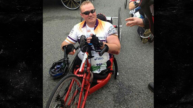 Obama's White House Guest -- 4 MARATHONS AND COUNTING ... After Losing Legs in Afghanistan