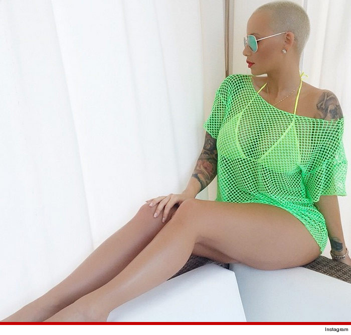 amber_rose_sexy_instagram_milf_photos_02