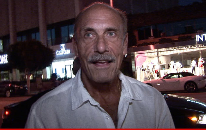 'Hardcore Pawn' Star -- Makes Offer On Seahawks Football I'll