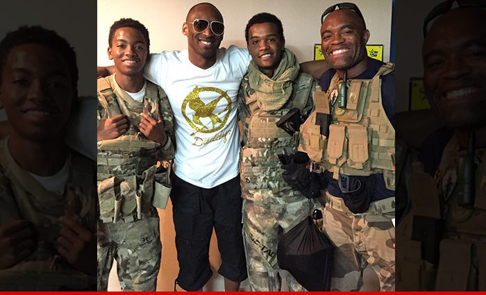 Kobe Bryant -- Hits Up Paintball Park ... After Shoulder Injury