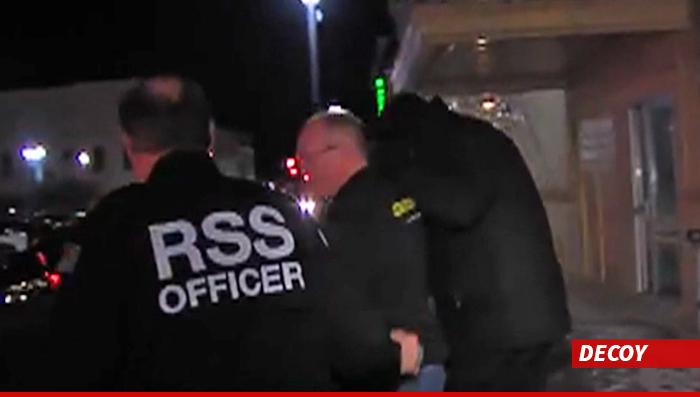 Bill Cosby -- Uses Decoy to Skirt Hecklers