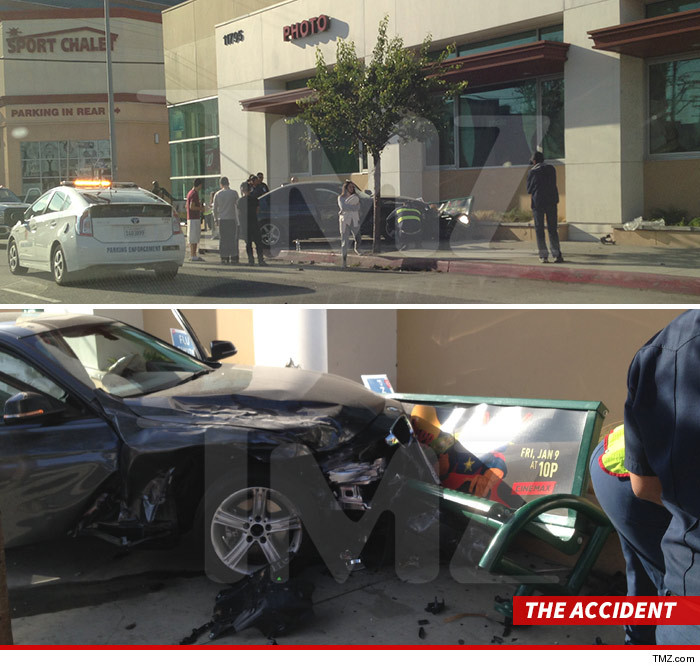 0202_Linsey-Godfrey-car-accident_wm_sub