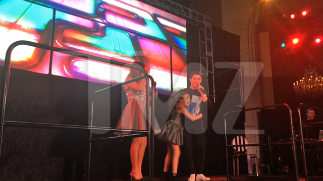 Nick Jonas -- Headlines Bat Mitzvah ... Surprise, You're a Woman Now!