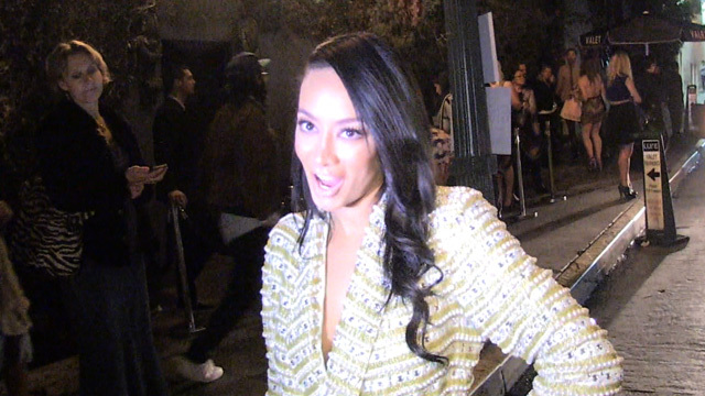 'Basketball Wives' Star -- Gunning for NFL Boyfriend ... To Model Bathing Suits