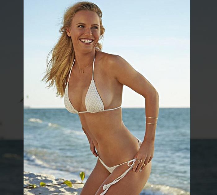 Caroline Wozniacki -- Serves Up Smokin' Hot Bod ... In SI Swimsuit Edition