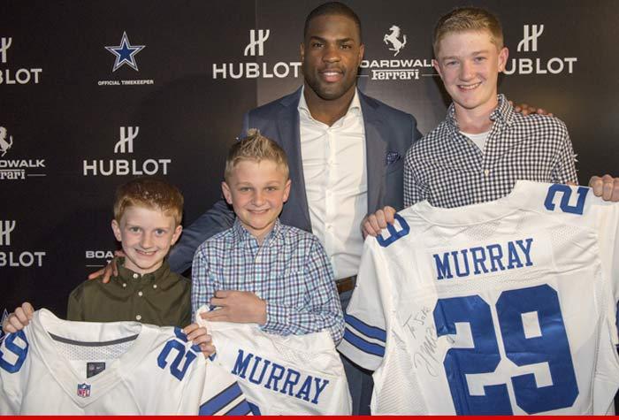 Cowboys' DeMarco Murray -- Surprises Texas Family ... After Tragic House Fire