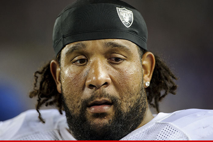 NFL Lineman -- Fights Off Home Intruder ... Gets Restraining Order