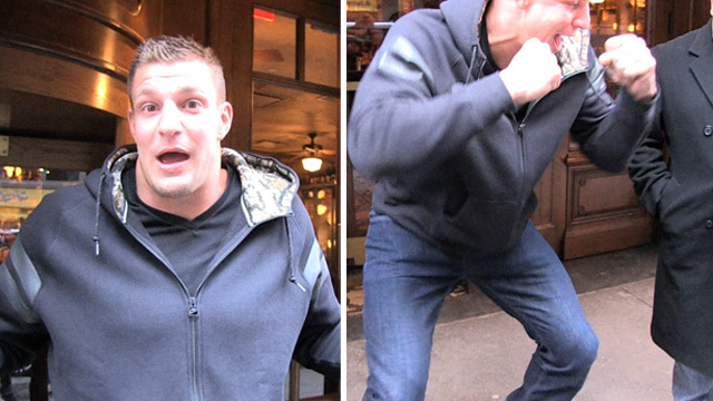 Rob Gronkowski -- Considering 'Dancing with the Stars' ... Spikes Dolphins Hat
