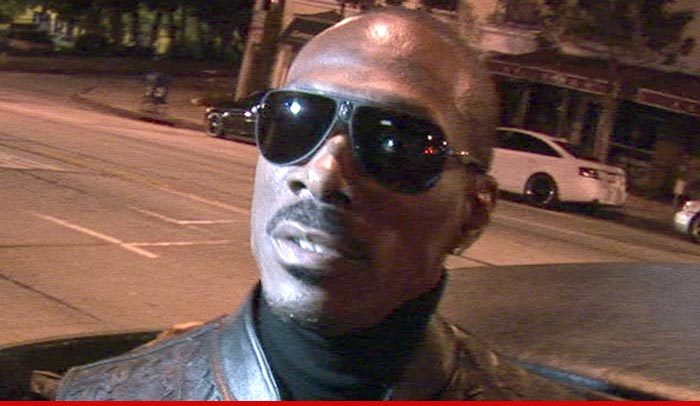 Eddie Murphy Refuses to Take Shot At Bill Cosby on SNL, Says Norm Macdonald