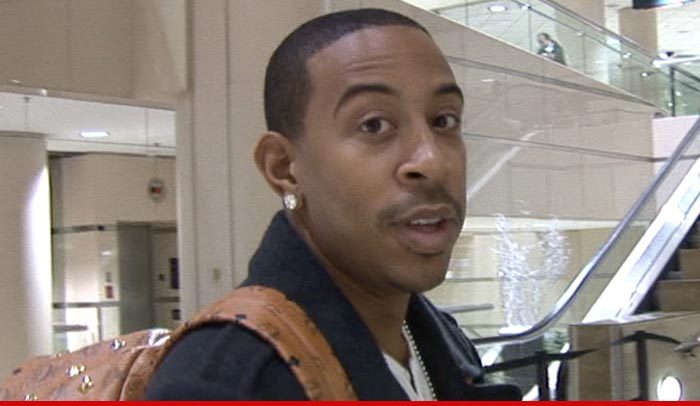 Ludacris -- Baby Mama Is Workin' 9 to 5 ... To Get Custody Back!