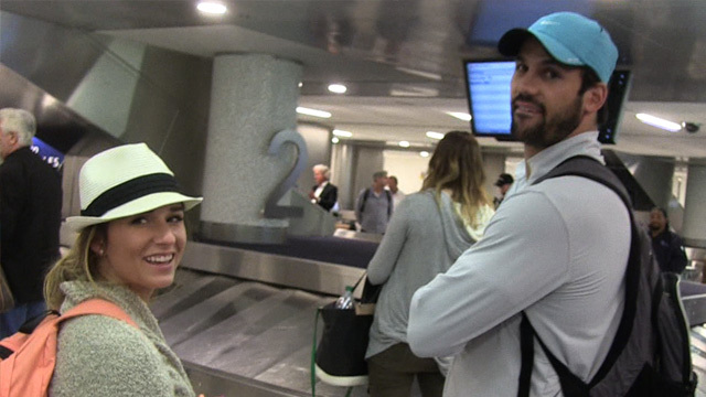 NFL's Eric Decker -- 'I'm Workin' On My Skills' ... For Wife's Music Video